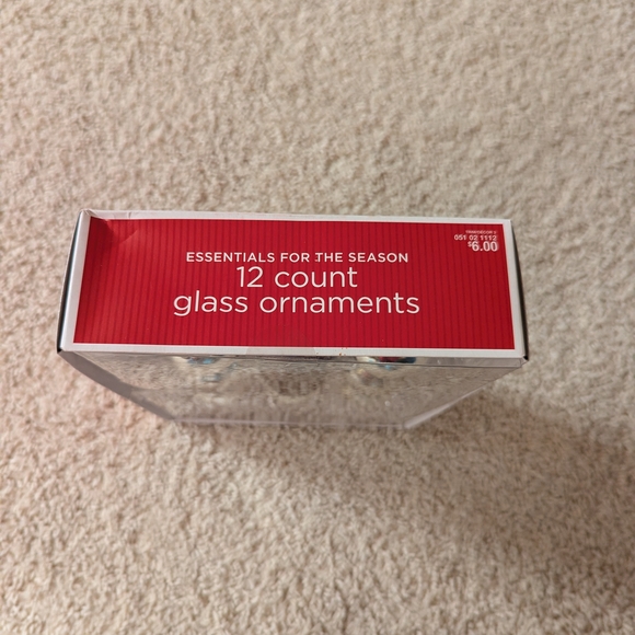 Elegant Silver and Gray Holiday Ornaments - Picture 2 of 3